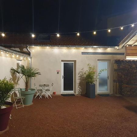 Le Boheme, Sauna & Spa Riorges Exterior photo